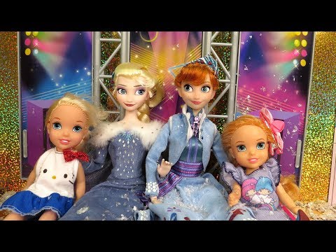 2018 New Year’s Party ! Elsa and Anna toddlers celebrate at Barbie's house !