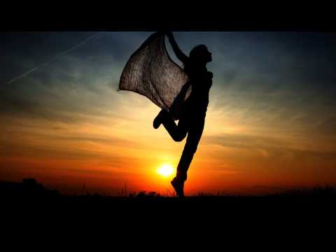 Scullious - Meant To Be (Ft. JdR, Tiff Lacey & Internos)