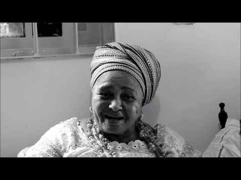 Mãe Walquíria de Oxum - Meu Papagaio Louro