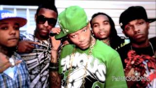 &quot;Skinny Niggaz Runnin Shit&quot; - Soulja Boy (New &quot;1UP&quot; Mixtape)