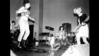 Girl soldier-Bikini Kill