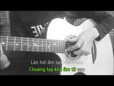 karaoke Giữa Đại Lộ Đông Tây (Guitar solo beat tone nữ) - Uyên Linh St. Hứa Kim Tuyền