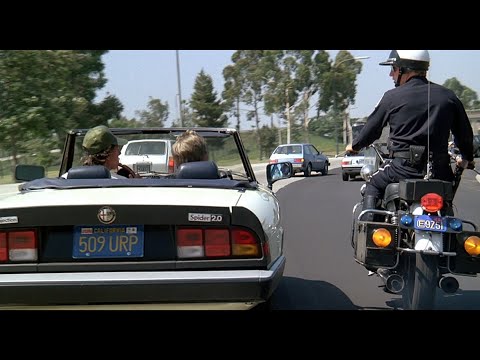 Fletch (1985) - Police Chase