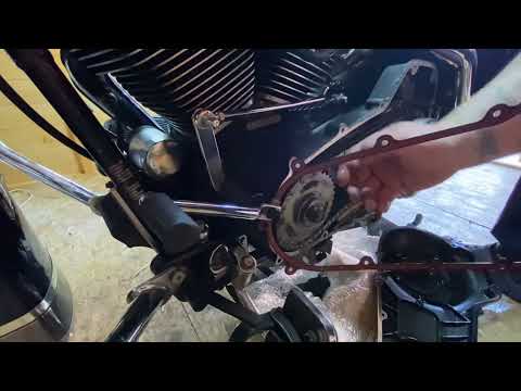 Harley Davidson Primary Cover Gasket Install (Roadking)