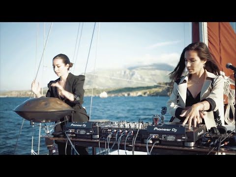 Giolì & Assia - Inside Your Head