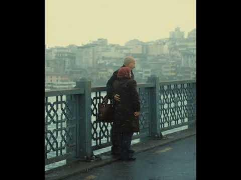 Zeynep Bakşi Karatağ Gözlerim Denizde