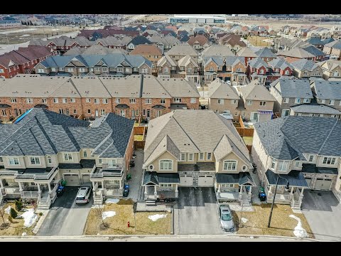 74 Villadowns Trail, Brampton Home - Real Estate Properties