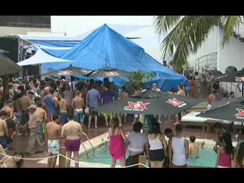 Technasia@BPM Festival 2014 plays Collective Machine,T.Maniak-Piano Story (Original Mix)