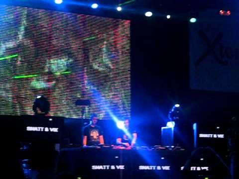 Snatt & Vix feat Alexandra Badoi - Cold Shower - public minunat