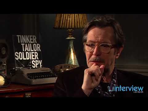 Gary Oldman offers his insights into Smiley in 'Tinker, Tailor Solidier Spy'