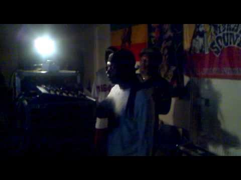 ROOTS VIBRATION SOUNDSYSTEM @ DUBCUP 2009:  PLAYING ITAL YOUTHS DUBPLATE!!!!!