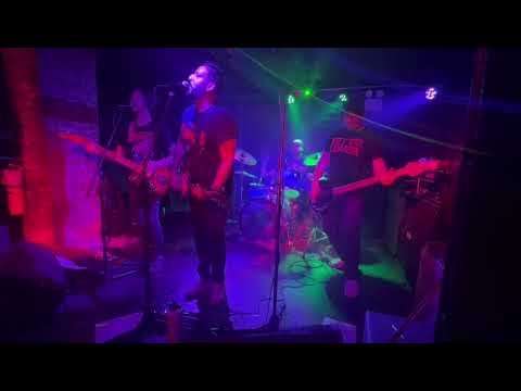 Best Bones - Thread The Needle (Live at Bar Freda in Queens, NY - March 2024)