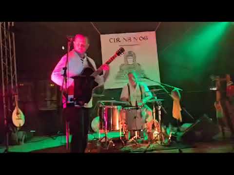 Drunken Sailer von Larkin Celtic Folkrock