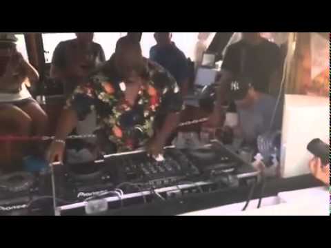 SUPER BOAT PARTY!! Carl Cox IBIZA