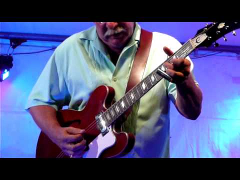 Downchild Blues Band & Donnie Walsh - Burlington Ribfest, Labor Day 2011 - Qnexion