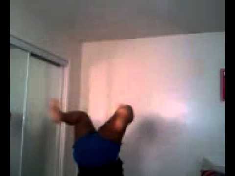 Me dancing to bend ova.. big girl can get it to