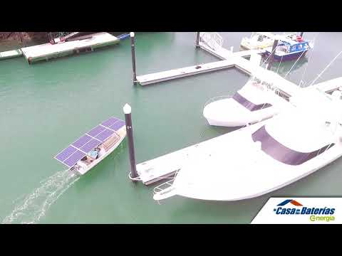Instalación de Sistema de Energía Solar en Bote