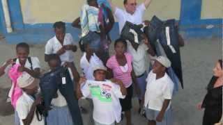 preview picture of video 'Fashion Delivers Haiti 2010'