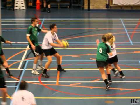 Competitewedstrijd HKC A1 - Vriendenschaar A1   (7 januari 2011)  [Fragment 2]