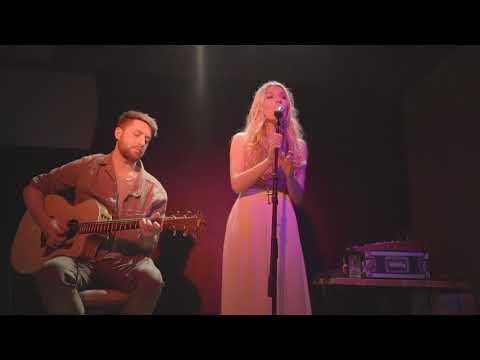 Polina Vita "Perfect"  (Ed Sheeran cover live)