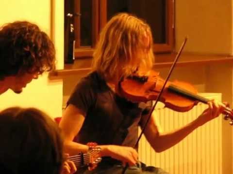 Adam Sutherland (fiddle) & Christian Troger (guitar) - Road to Errogie