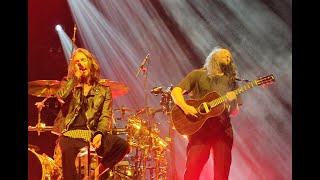 Incubus: "Blood On The Ground" (Live in Chicago 2024)