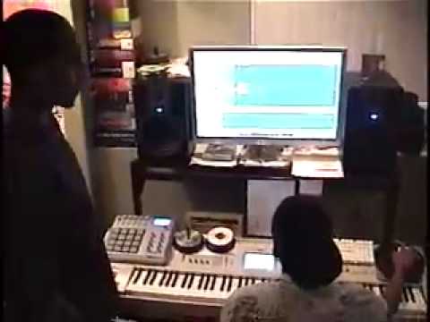 Tra Beats snapps off (Joliet Studio).mov