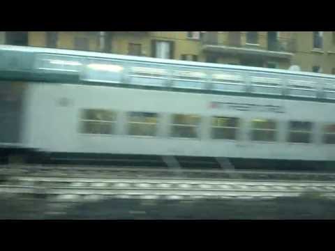 E464 279+6 2 piani Trenord in sorpasso - 17/10/2016