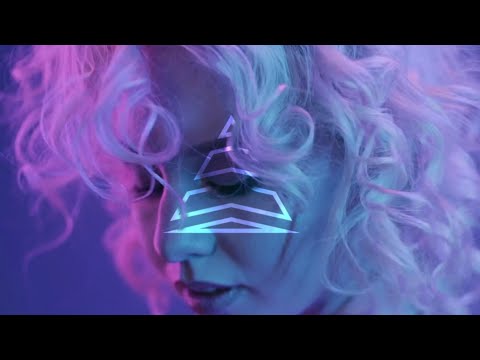 Slow Motion (P.A.F.F. Remix) – Karolina Stanisławczyk x Urbaniaque [Official Music Video]