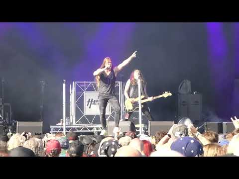 Hollywood / Back To The Rhythm ' Live ' H.E.A.T Stonedead Newark Showground 27th August 2022.