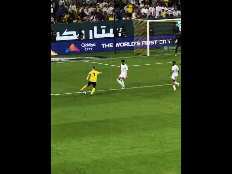 Cristiano Ronaldo’s Long-Range Rocket Goal! 💥🔥 #CR7