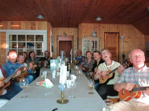 Knö dig in med Hjärtum och Kämpersviks ukuleleorkester