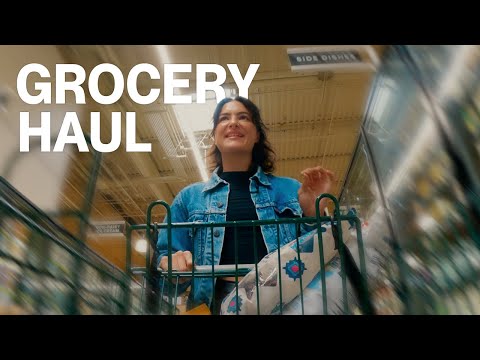 HEALTHY AND BALANCED GROCERY SHOPPING