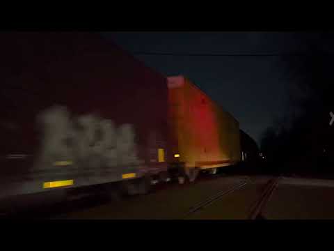 NS 5621 GP38-2 leads CR MA01 with a shave and a haircut and a Nice K5LA horn at Piscataway,NJ!