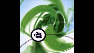 The Echoing Gree - Do They Know It&#39;s Christmas?