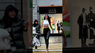 Download lagu Beautiful Street Fashion Outfits Style #shorts mp3