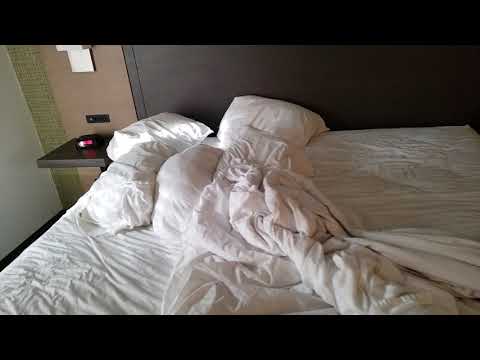 Review of Room 318 1 King Sized Bedroom Days Hotel Flagstaff, AZ