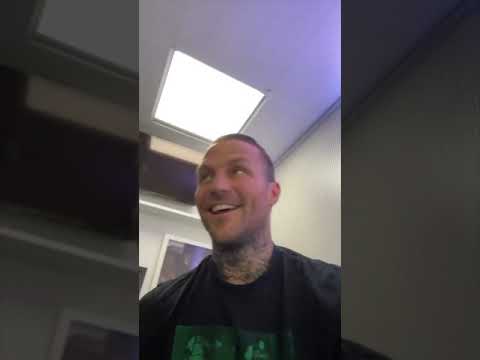 Kontra K  Ich danke euch von Herzen für diese Reise!!!  "ADLIDSZ." | 98.8 Kiss FM |  Instagram Story