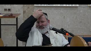 הרב יצחק לוי | רב העיר נשר | ב' טבת תשפ"ו | על הניסים והשמן הנותר מחנוכה (הרב יצחק לוי) - התמונה מוצגת ישירות מתוך אתר האינטרנט יוטיוב. זכויות היוצרים בתמונה שייכות ליוצרה. קישור קרדיט למקור התוכן נמצא בתוך דף הסרטון