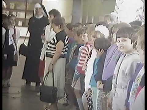 Szkoła Podstawowa nr 7 w Ełku - 26 Maja 1993 - Apel z okazji Dnia Matki - Piosenka - Hymn