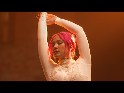 Tereza Mašková - Hořkosladký valčík (Official Video)