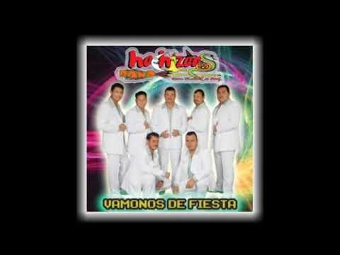 Muévete - Hechizeros Band