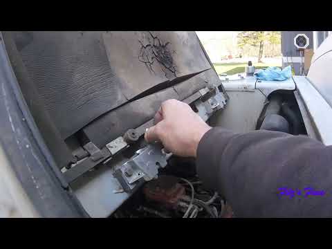 Takeuchi tb135 hydraulic filter change and cab latch repair