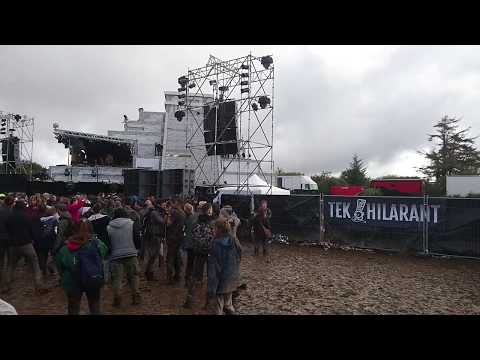 Gadoue et bonne humeur en BZH - Infamous Armada 2017 - The Mayan Experience