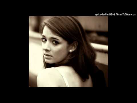 Today's Tango Is... Tus Besos Fueron Mios - Francisco Canaro 30-05-1927