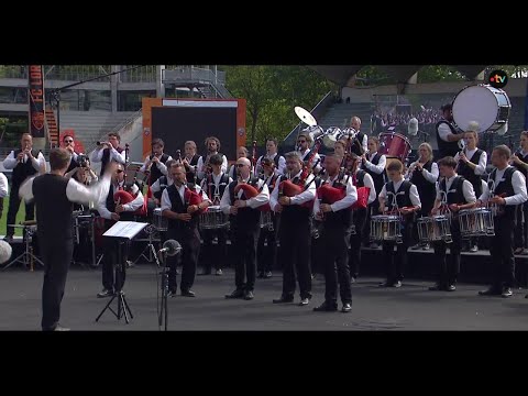 Bagad Roñsed-Mor (Locoal-Mendon) et Kevrenn Alré (Auray) - Grand Spectacle des bagadoù 2025
