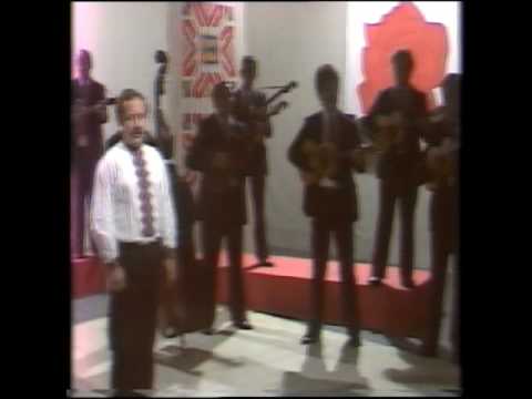 Spja travi  - Vladislav Nadjmico