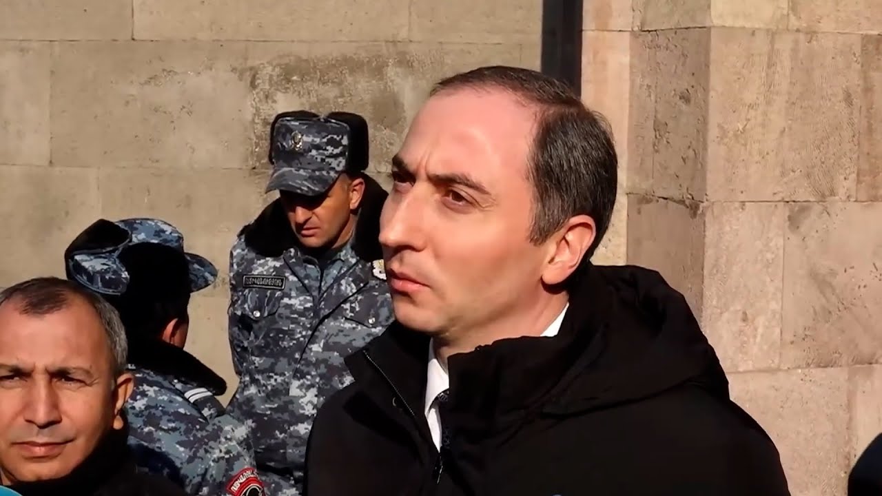 Ես չեմ կարող մեեկնաբանել, քանի որ մենք չենք դադարեցնողը եղել