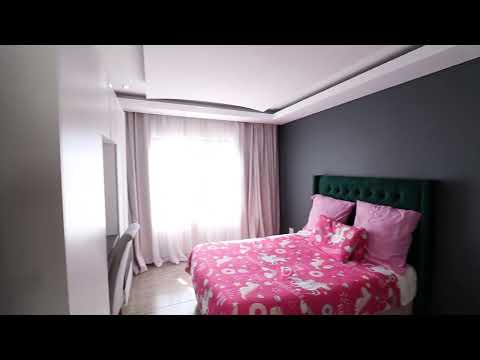 6 Bedroom House for Sale in Blue Valley Golf Estate