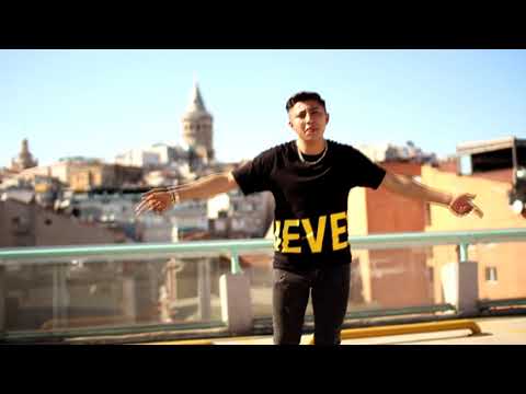 Deniz Şen & Soner Özyiğit~Bir Gece Ansızın~ (HD Klip)